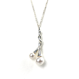 Pearl silver necklace