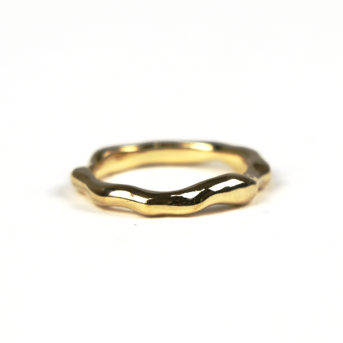 Wavy silver ring
